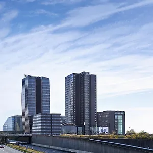 4* Hotel Crowne Plaza Towers By Ihg